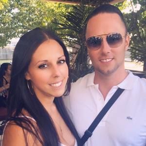 Meet your Posher, Claudia